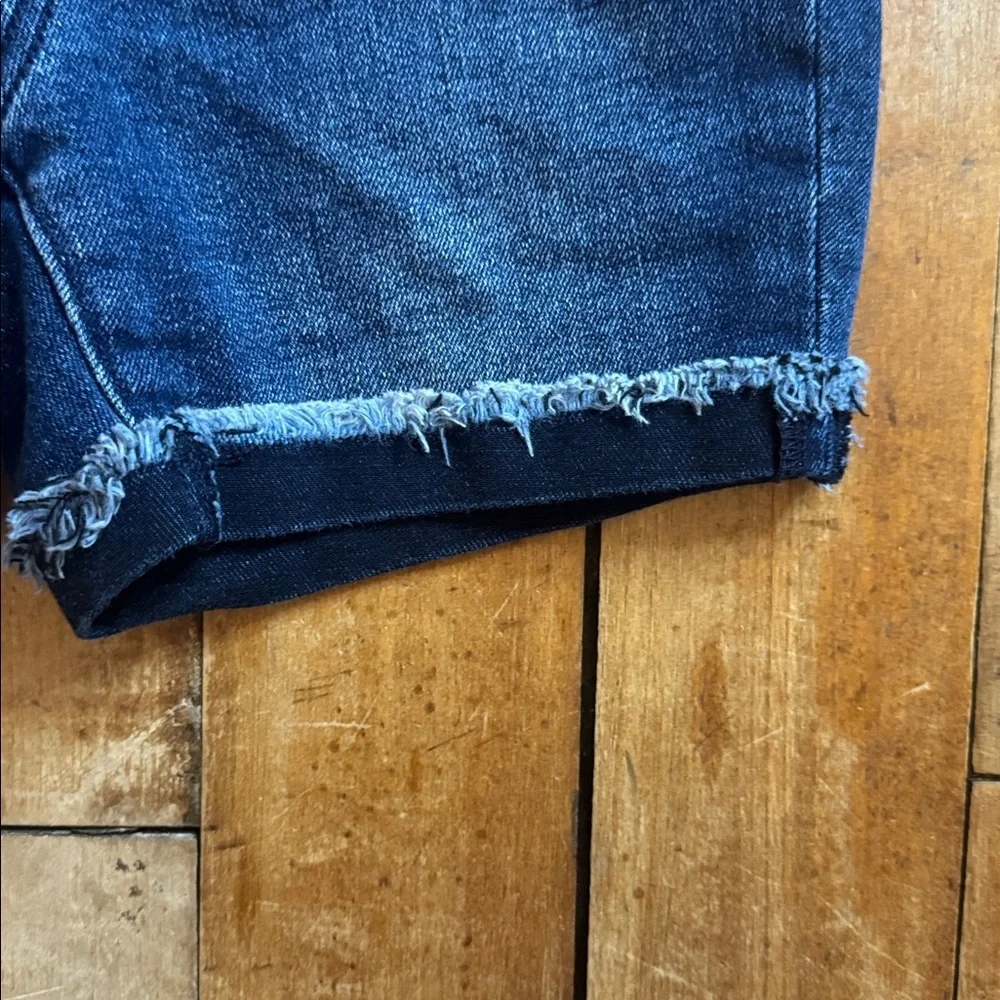 Old Navy denim shorts size 7 Frayed Hem cotton summer beach vacation